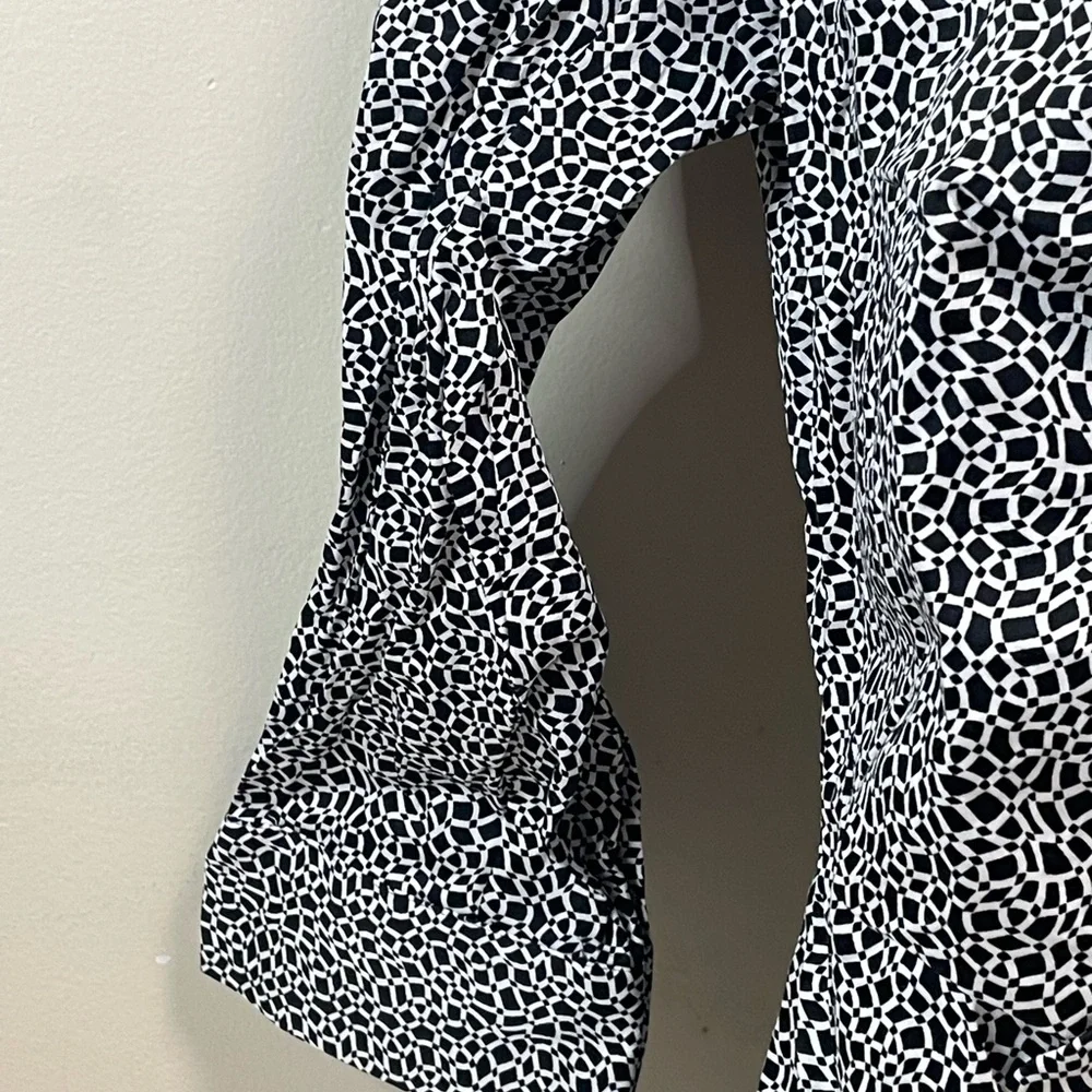 New York & Company Monochrome Patterned Button Down Shirt - Picture 3 of 7